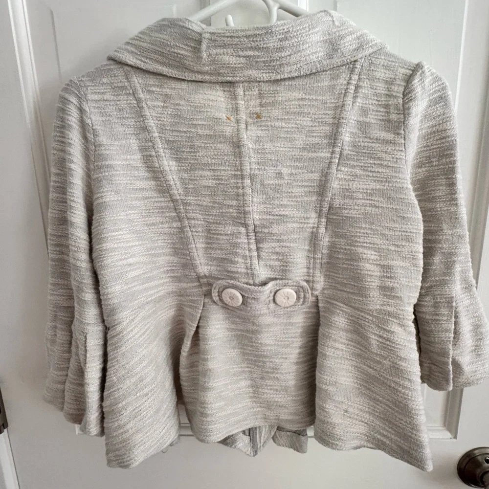 Textured Gray Button-Up Jacket - Picture 3 of 6